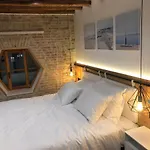 On The Square Apartment Split