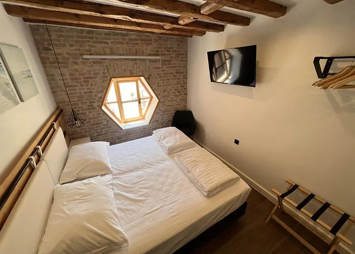 On The Square Apartment Split