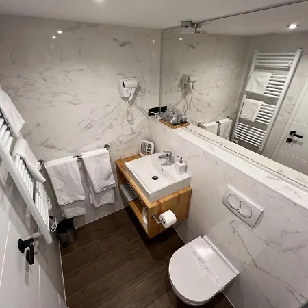 On The Square Apartment Split